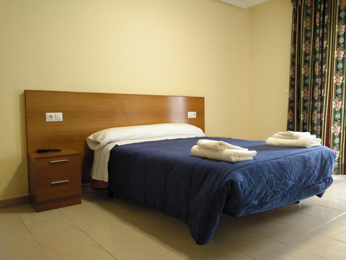 Hostal Orly Кампонарая Экстерьер фото